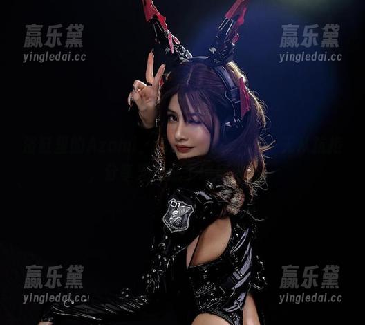 浴缸里的Azami，高清到洗净一切，无从抗拒，分享无疑成了理所当然。