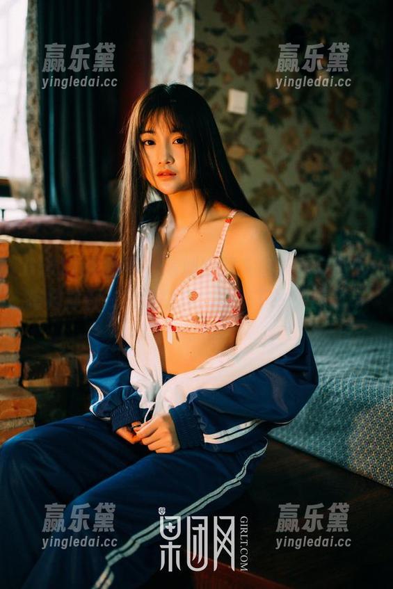 GIRLT果团网-陈迪娅 GIRLT果团网 - 陈迪娅双人图集,定制的搭档却都在背后窃喜,期待下一张的样子。