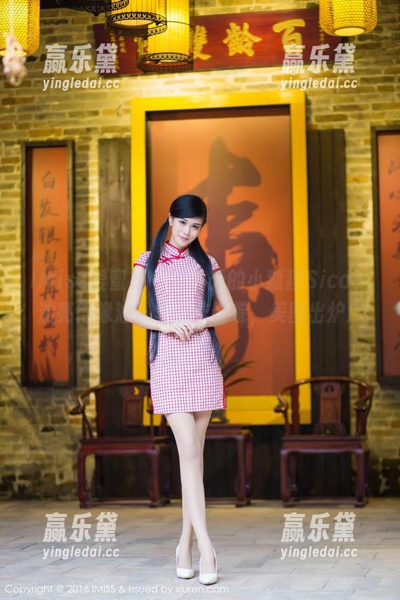 IMiss爱蜜社 - 哎今天的小狐狸Sica，油亮得像油锅里的炸春卷，美图出炉！