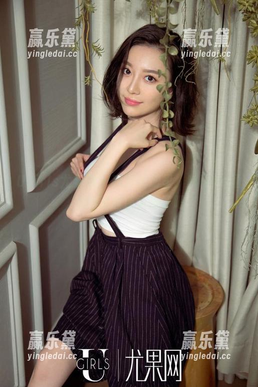 UGirls尤果网-Mikka涵涵 UGirls尤果网 - 高清图册里,Mikka涵涵的黑丝还太深了吧