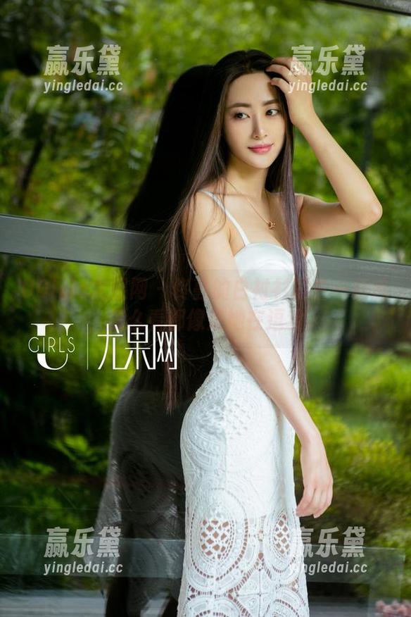 UGirls尤果网 - 佟蔓的白衬衫写生—精选，怎么看都像是她在逗我。