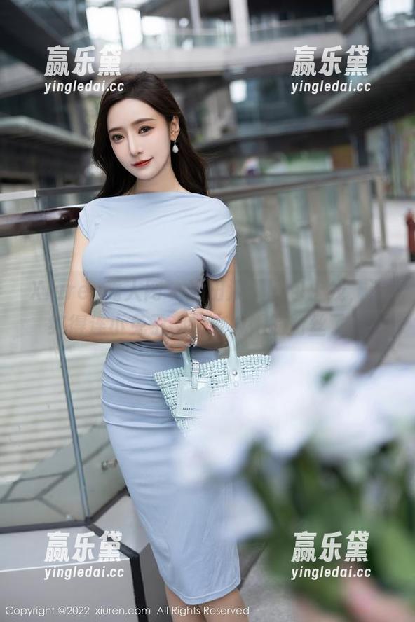 Xiuren秀人网-油田溪溪 Xiuren秀人网 - 油田溪溪图包上线,清纯得连小兔子都快变成她的粉丝了!