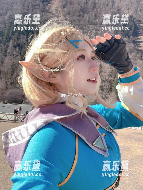 Zyra秋 Zyra秋又来了,最新写真里的“修女”,是解脱还是惩罚?