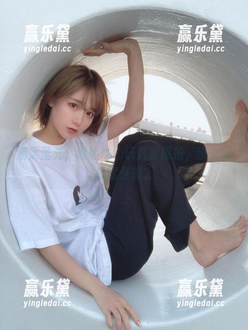 消灭圣光，瞧瞧けん研这套旅拍，原来简单就是美。