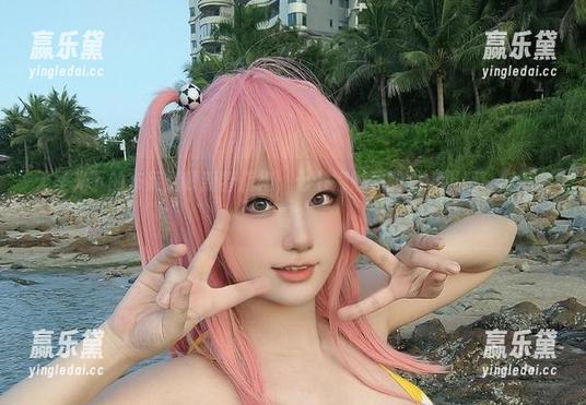 七七娜娜子 无圣光下的布莱默顿新春旗袍,七七娜娜子的“高级感”你怎么看?