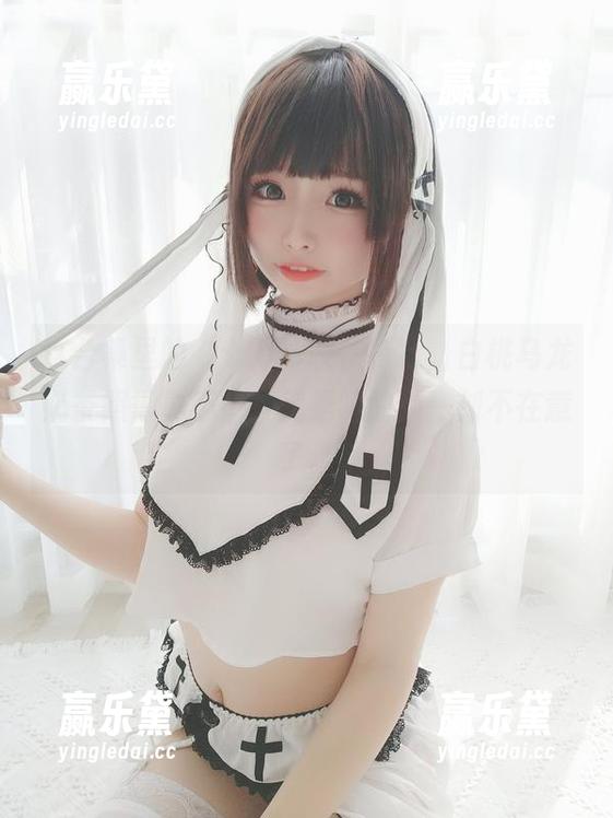 这合集里的“十万珍吱伏特”，白桃乌龙奶茶照得真不错，就是喝的那一刻不在意了。