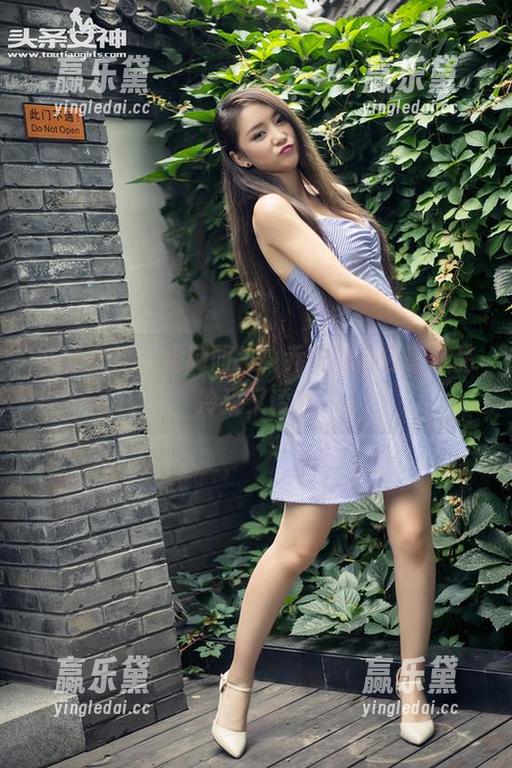 头条女神 - 定制而生，乔安的办公室作品冷淡又诱惑
