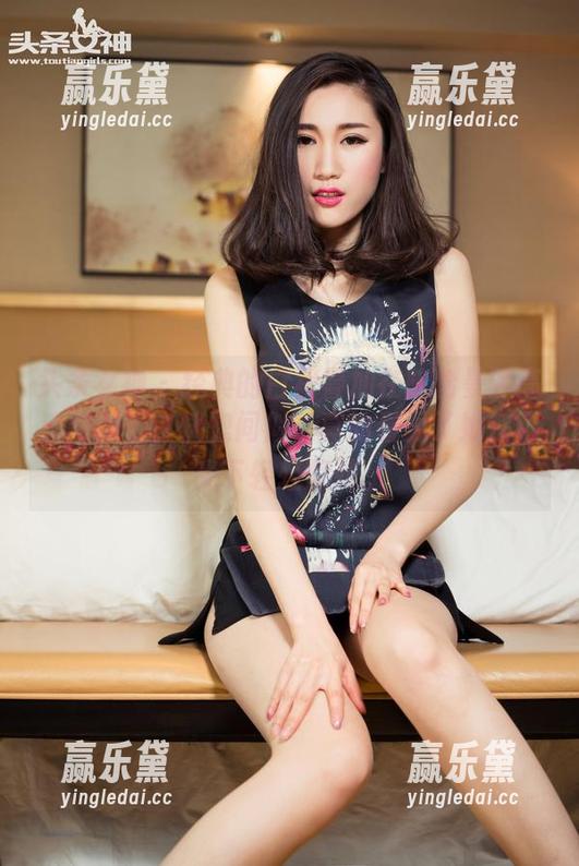 头条女神-陈怡曼 头条女神 - 经典的白裙叠加在陈怡曼的高清图册上,恍惚间似乎真的看见了她在阳光下轻轻旋转。