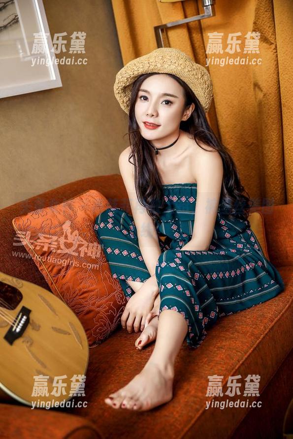 头条女神 - 高韩菲再放大招，裤里丝美图上线！