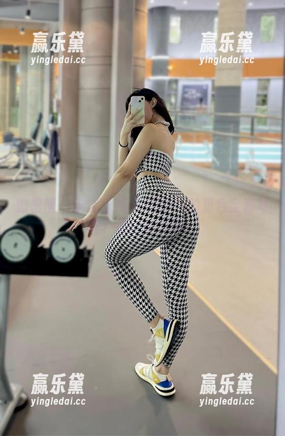 微密圈 - 谁能抵挡小猫咪ck的粉色全套写真？你敢挑衅吗？