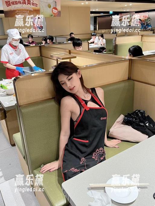 微密圈 - 就是阿朱啊图包分享，好奇她在轮船中怎么看待日与夜的？