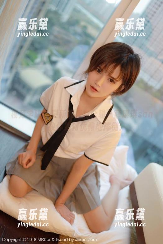 模范学院 - 更新的模特合辑：薛琪琪sandy教你如何优雅地摔倒！