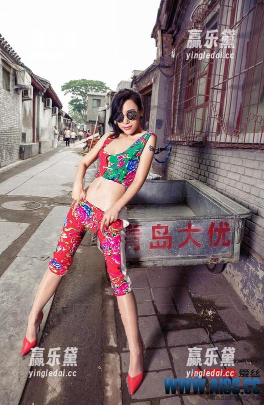 爱丝 - 当欣杨遇上连身袜，原图下载后你会流连忘返！
