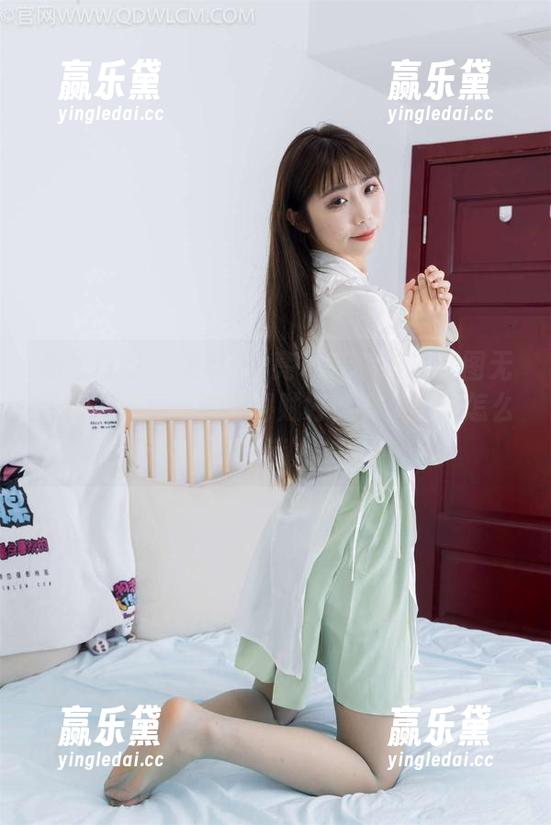 物恋传媒 - 美女+油亮+高清=佳琪套图无限循环，看一次觉得贼好，再来一次怎么这么迷人。