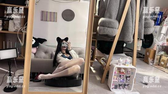 微密圈 - 玫桃泡芙的“妹妹”作品，下载它，来场不一样的奇妙观展！