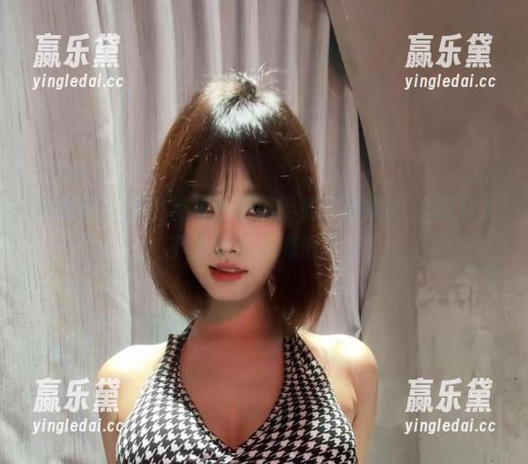微密圈 - 套图警报！琳铛铛的热带风情，脑海里不断回响的海浪声。