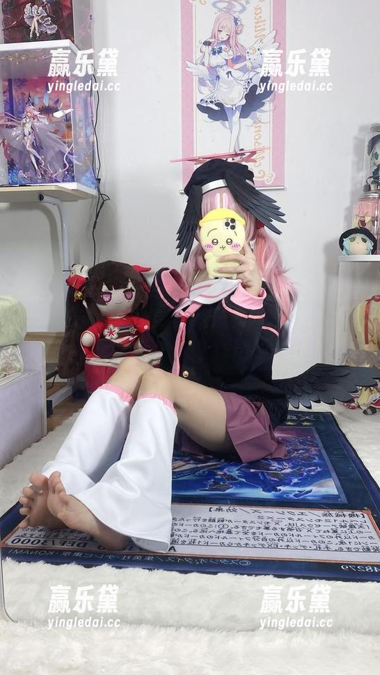 白栎Shirly 藤田琴音打歌服全集曝光了,快来下载,跟白栎Shirly一起上线刷刷存在感!