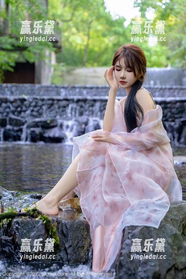 秀人网 - 浴缸里的卓琳妹妹_jolin，自拍也能有大片气势？精选奉上