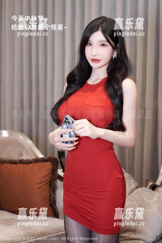 秀人网 - 套图还是资源？南乔修女的姿态总是在引发联想…