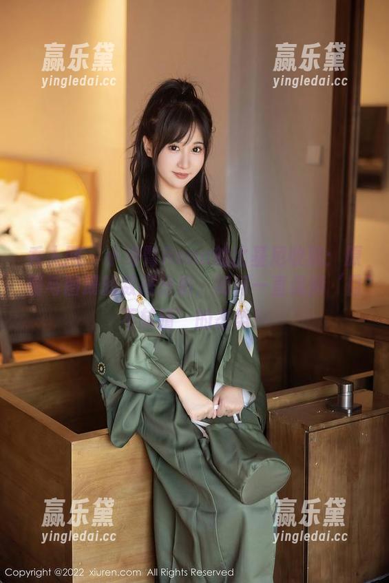秀人网 - 小海臀Rena的比基尼收藏：原图与图册的数据分析，如何一直保持‘目不转睛’的态势！