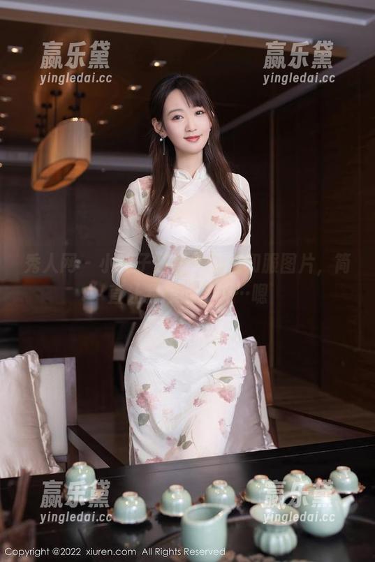 秀人网 - 小纯子在线：这组和服图片，简直让我想起了……嗯
