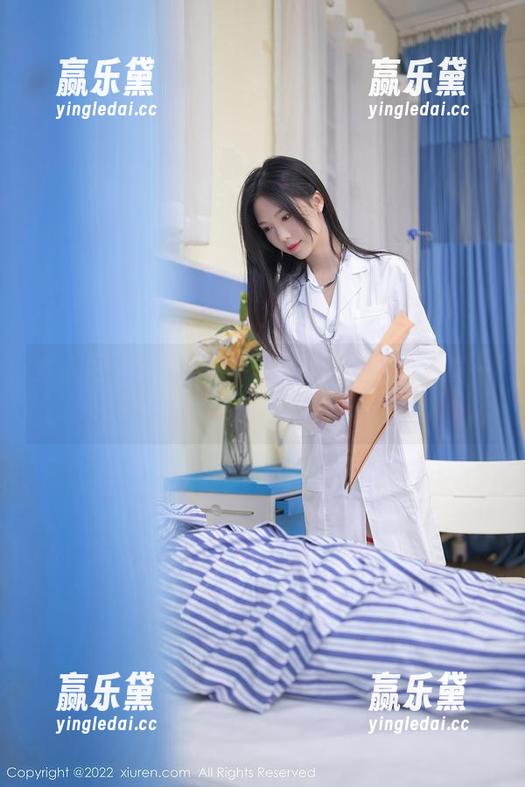 秀人网 - 耶利亚的户外写真，全套了解一下？吓死人不偿命的美！