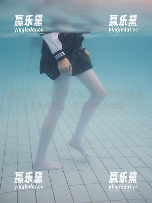 紧急企划 - 每一张小恩的夏日图包似乎都有个未解的谜，懵懂的我想知道…