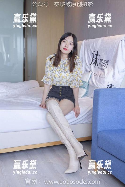 袜啵啵 - 雪糕氏意外推荐：白裙图包，完全免费，日常随心看！