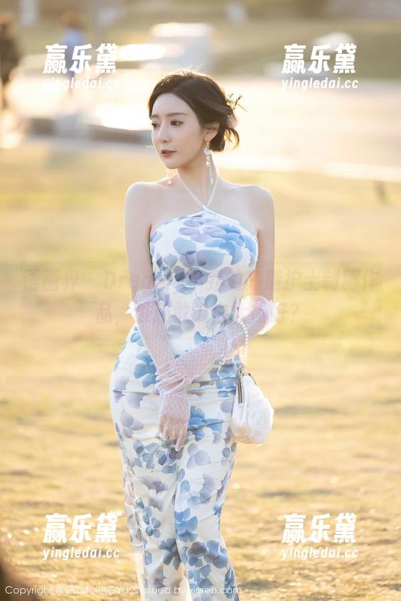 语画界 - Dreamy小乔的高清护士制服作品，谁还敢说白大褂好？